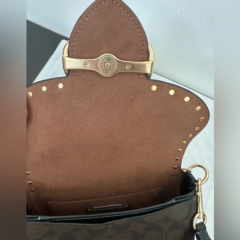 Coach Morgan Saddle Bag 🖤 - Picture 6 of 8